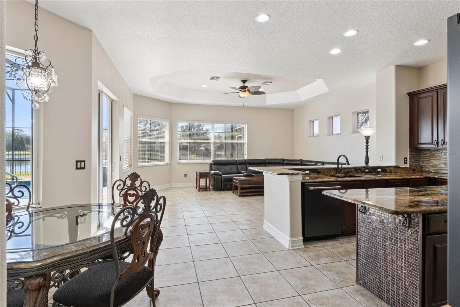 BUCKINGHAM ESTATES - Residential