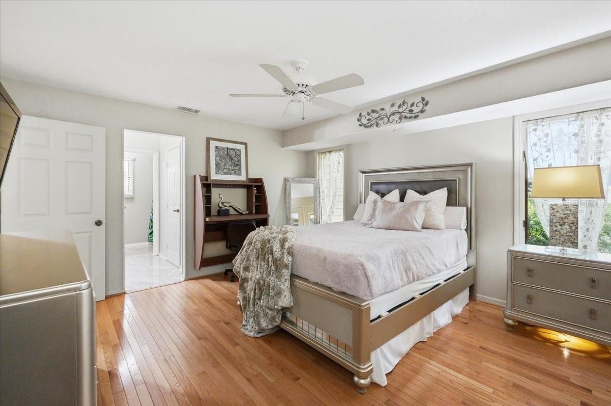 POINTE ALEXIS SOUTH - Residential