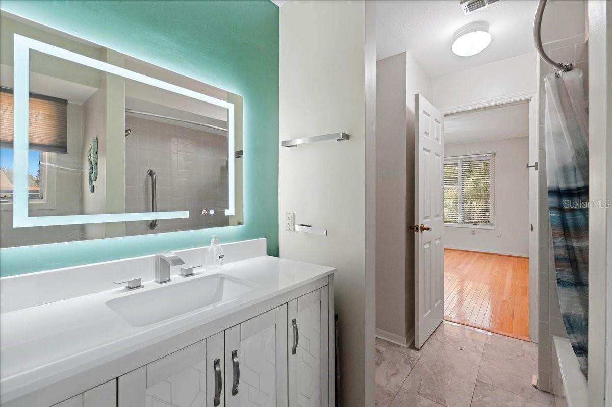 POINTE ALEXIS SOUTH - Residential