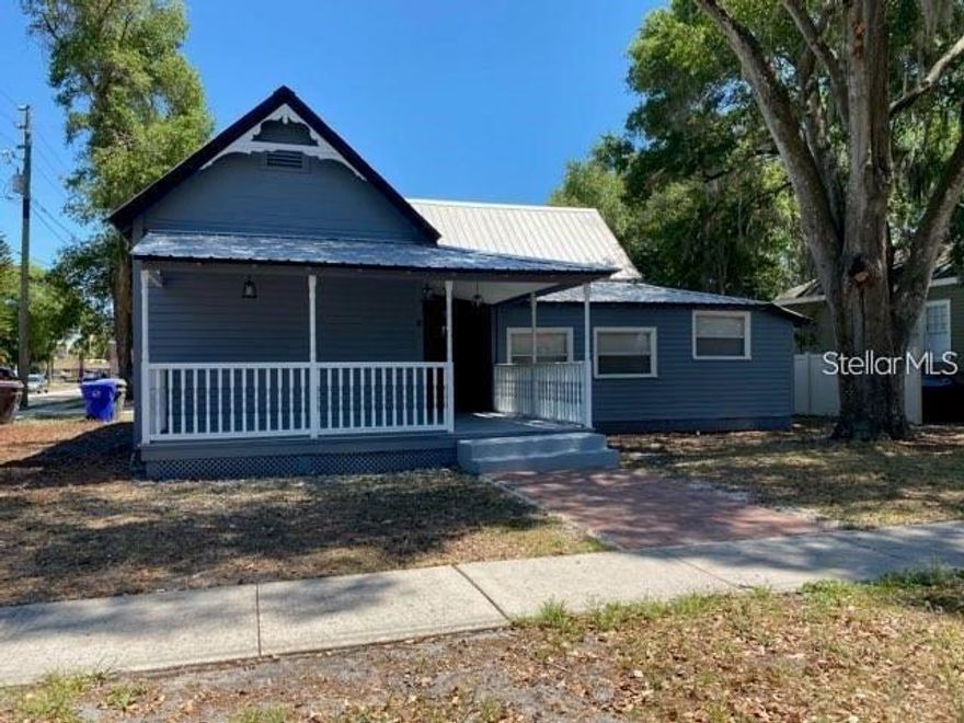 Charming 1-bedroom, 1-bath home available for rent in the heart of Historic Downtown Kissimmee. This well-maintained property features a modern kitchen with granite countertops, tile flooring, stainless steel appliances, air conditioning, updated water heater, blinds, and ceiling fans. Located within walking distance to the County Courthouse, Kissimmee Police Station, SunRail station, shopping, dining, and professional offices. Ideal for professionals, couples, or anyone seeking comfortable living in a prime, well-connected location.