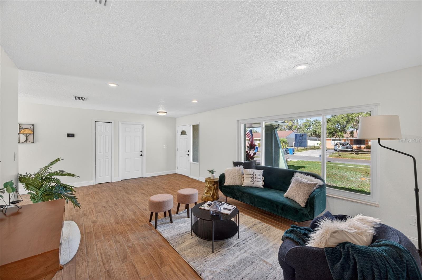 SOUTHWOOD HILLS UNIT 14 - Residential