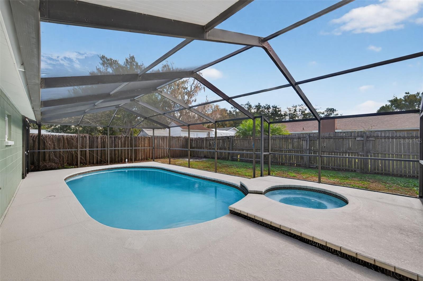 SOUTHWOOD HILLS UNIT 14 - Residential