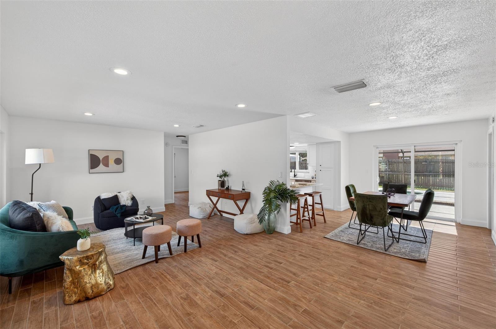 SOUTHWOOD HILLS UNIT 14 - Residential