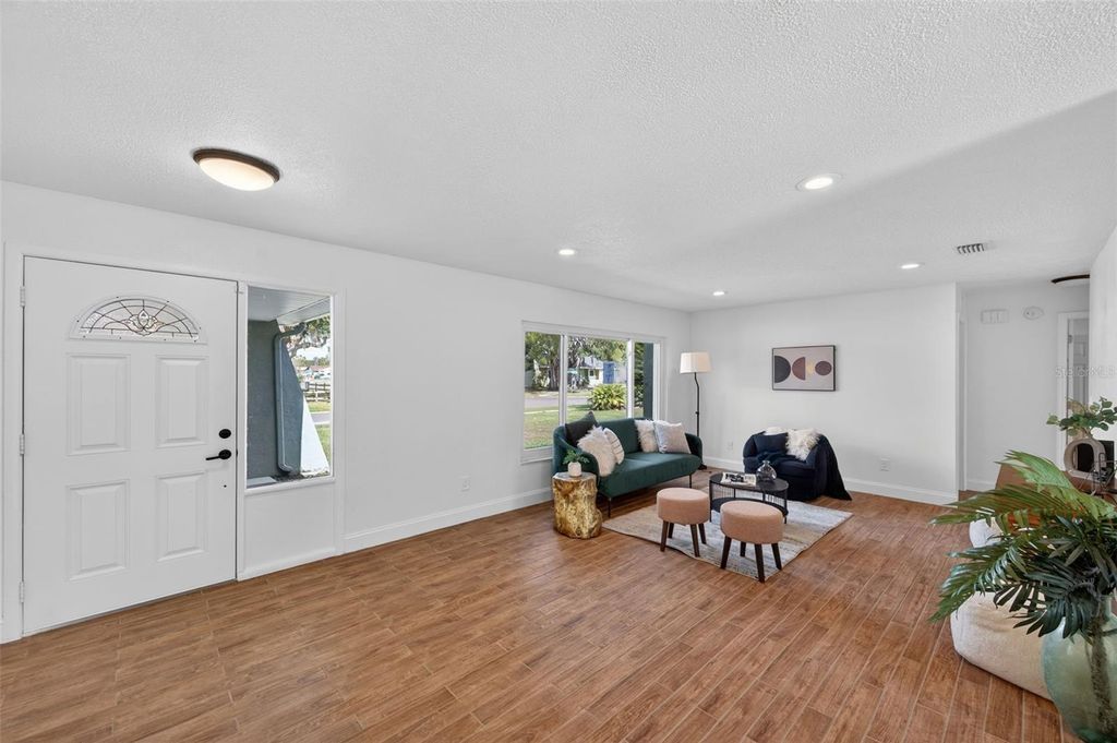 Photo of 3733 Coppertree Circle, Brandon, FL 33511 (MLS # TB8460911)