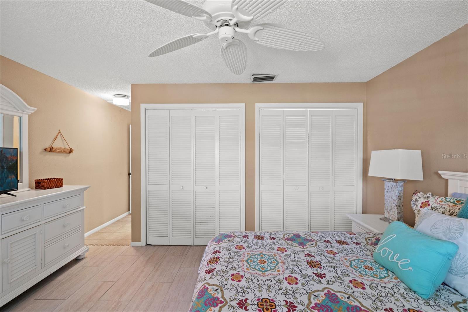 EAST LAKE WOODLANDS CLUSTER HOMES - Residential