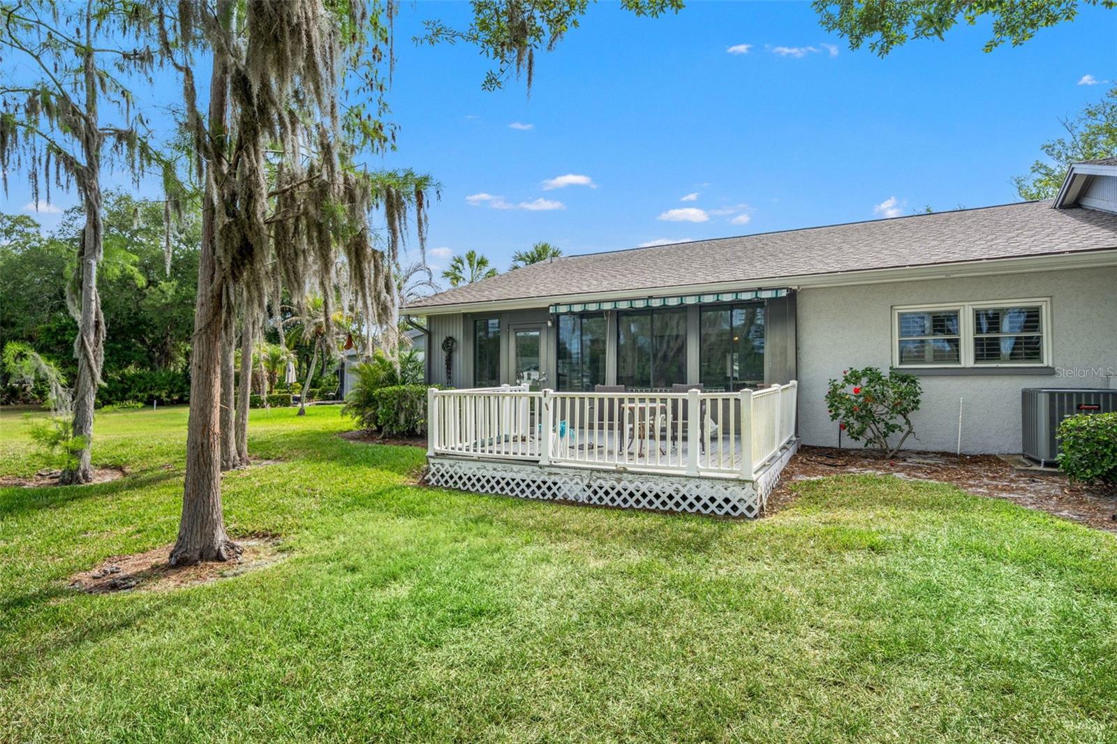 EAST LAKE WOODLANDS CLUSTER HOMES - Residential