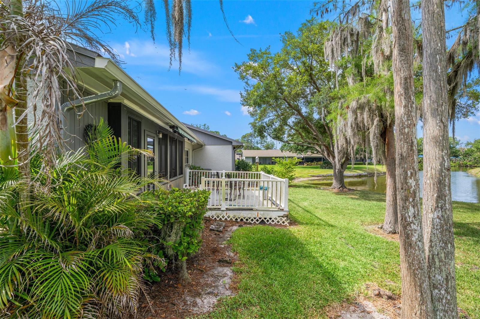 EAST LAKE WOODLANDS CLUSTER HOMES - Residential