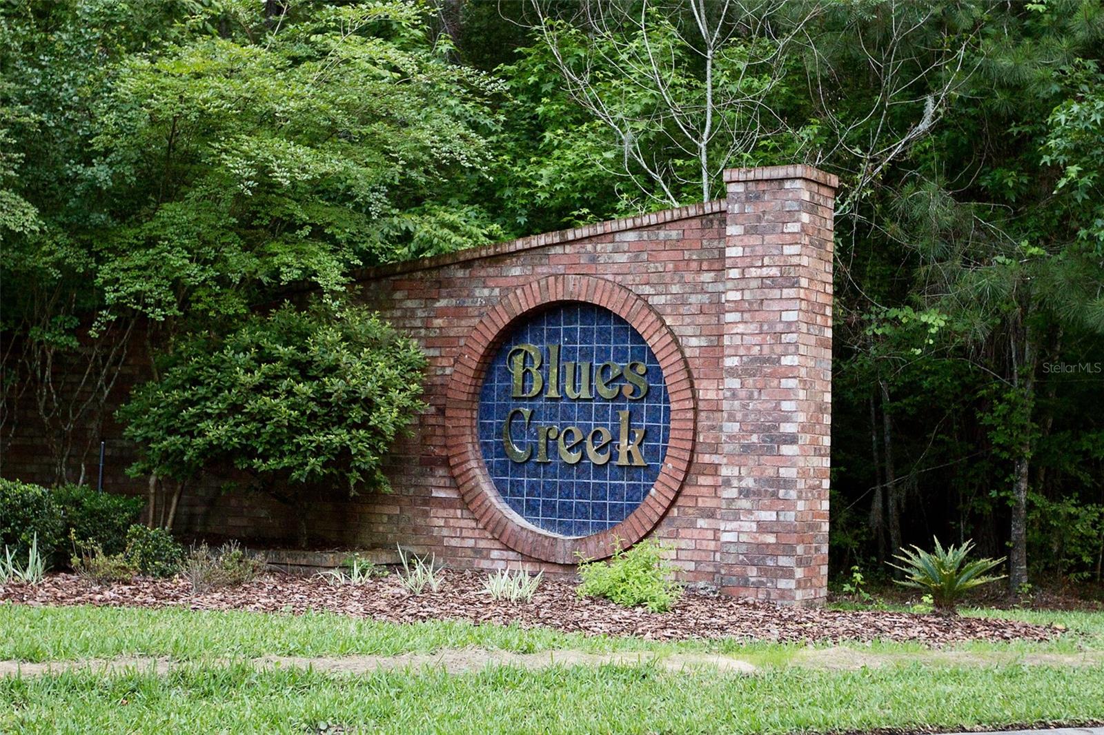 BLUES CREEK GARDENS - Residential Lease