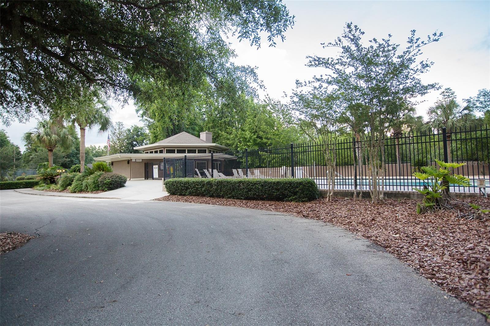 BLUES CREEK GARDENS - Residential Lease