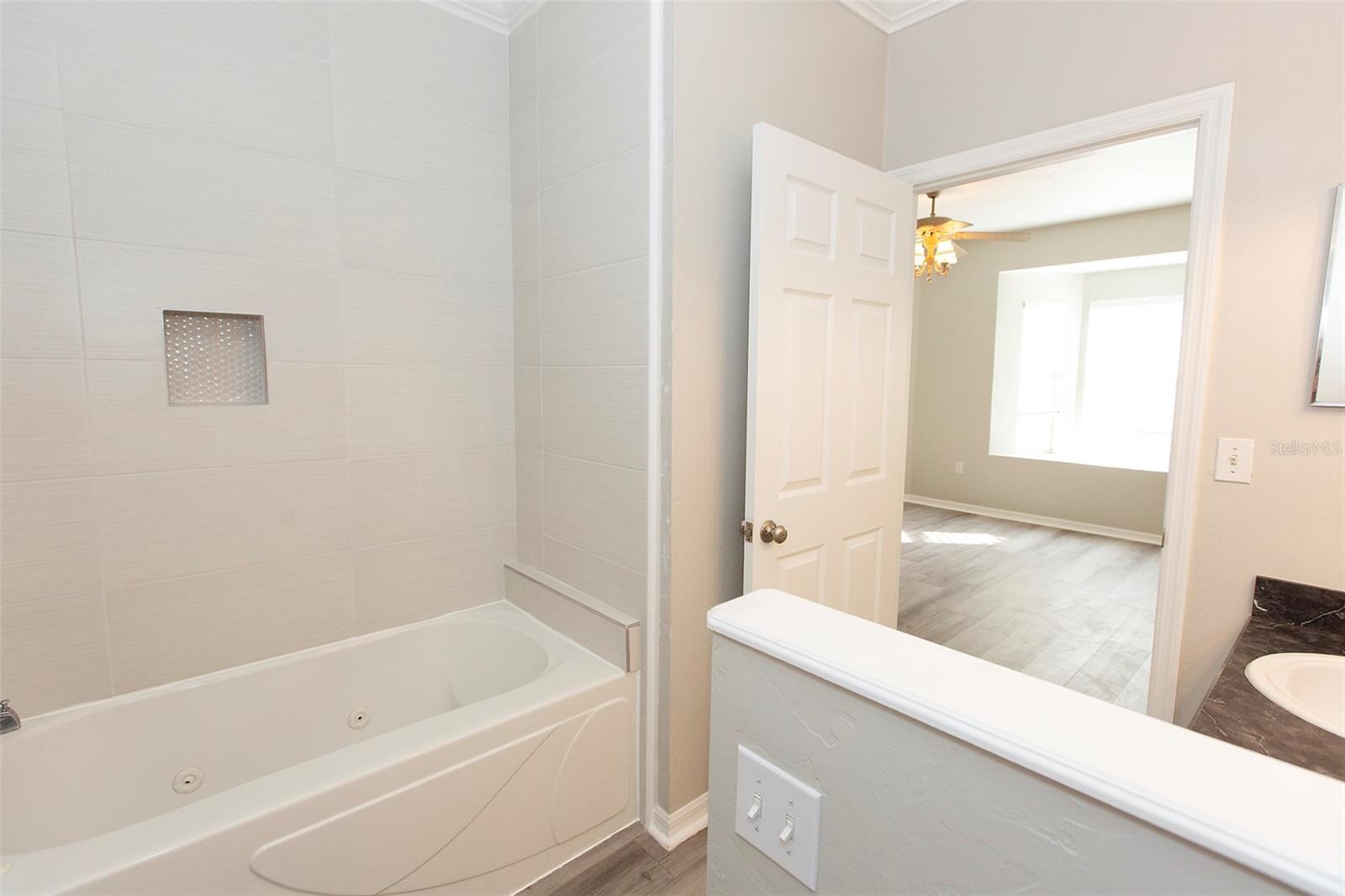 BLUES CREEK GARDENS - Residential Lease