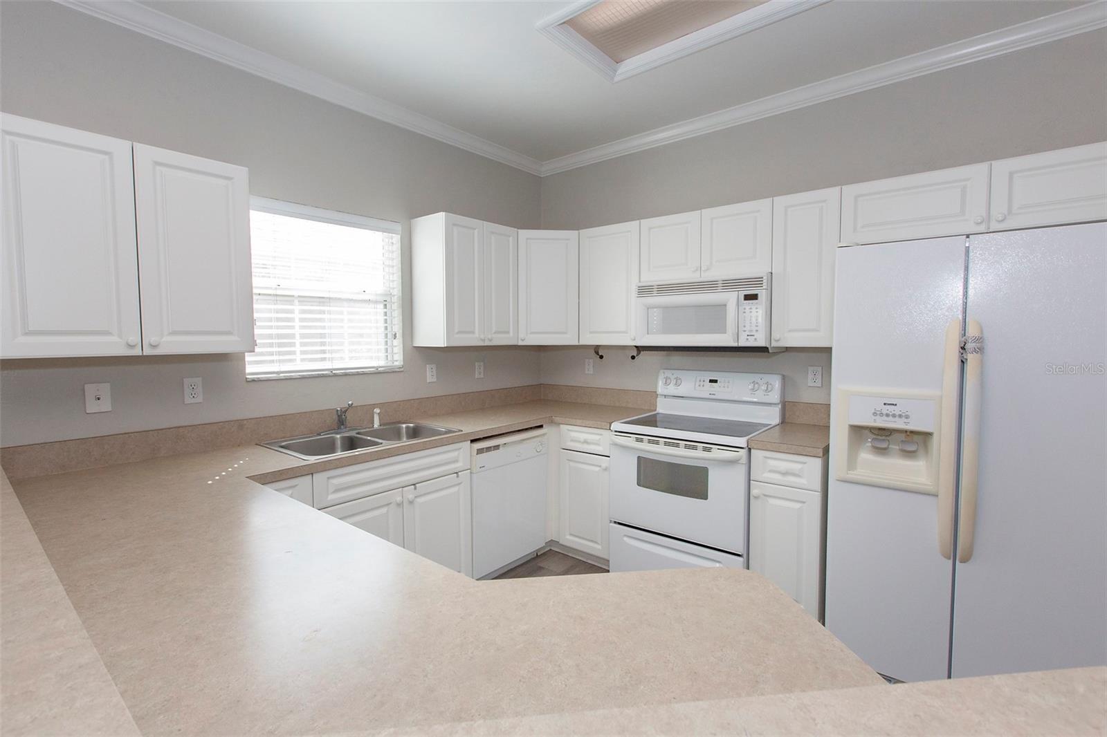 BLUES CREEK GARDENS - Residential Lease