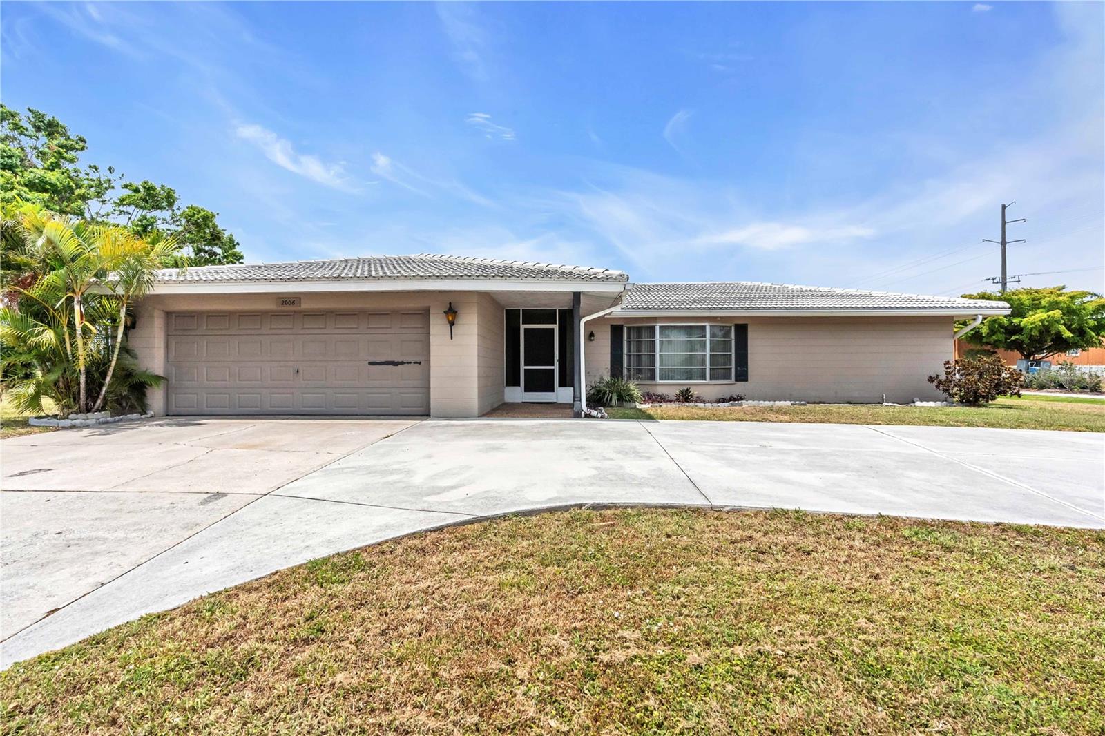 For Lease – Annual Only | 2006 Beneva Rd, Sarasota, FL
Live next to The Palms Golf Course in this beautifully maintained 3-bedroom, 2-bath home with over 1,700 square feet of living space. Located in a desirable Sarasota neighborhood, this home features a spacious 2-car garage, open floor plan, and a comfortable layout ideal for families or professionals.
- Rent: $2,750/month (plus utilities)
- Lease Term: Annual only
- Pets: Small dogs considered
- Parking: Attached 2-car garage
Property Highlights:
- Over 1,700 square feet of living space
- Bright and open layout with 3 bedrooms and 2 full bathrooms
- Just steps from The Palms Golf Course
- Washer/dryer hookups available
- Pet-friendly for small dogs (approval required)
School Zones:
- Wilkinson Elementary School
- McIntosh Middle School
- Sarasota High School
Don’t miss this opportunity to live in a prime Sarasota location with golf course views and top-rated schools nearby. Contact us today to schedule a showing!