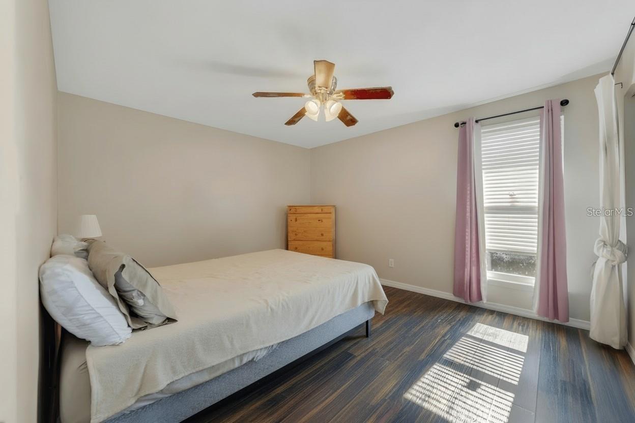 ROYAL ARMS CONDO - Residential Lease