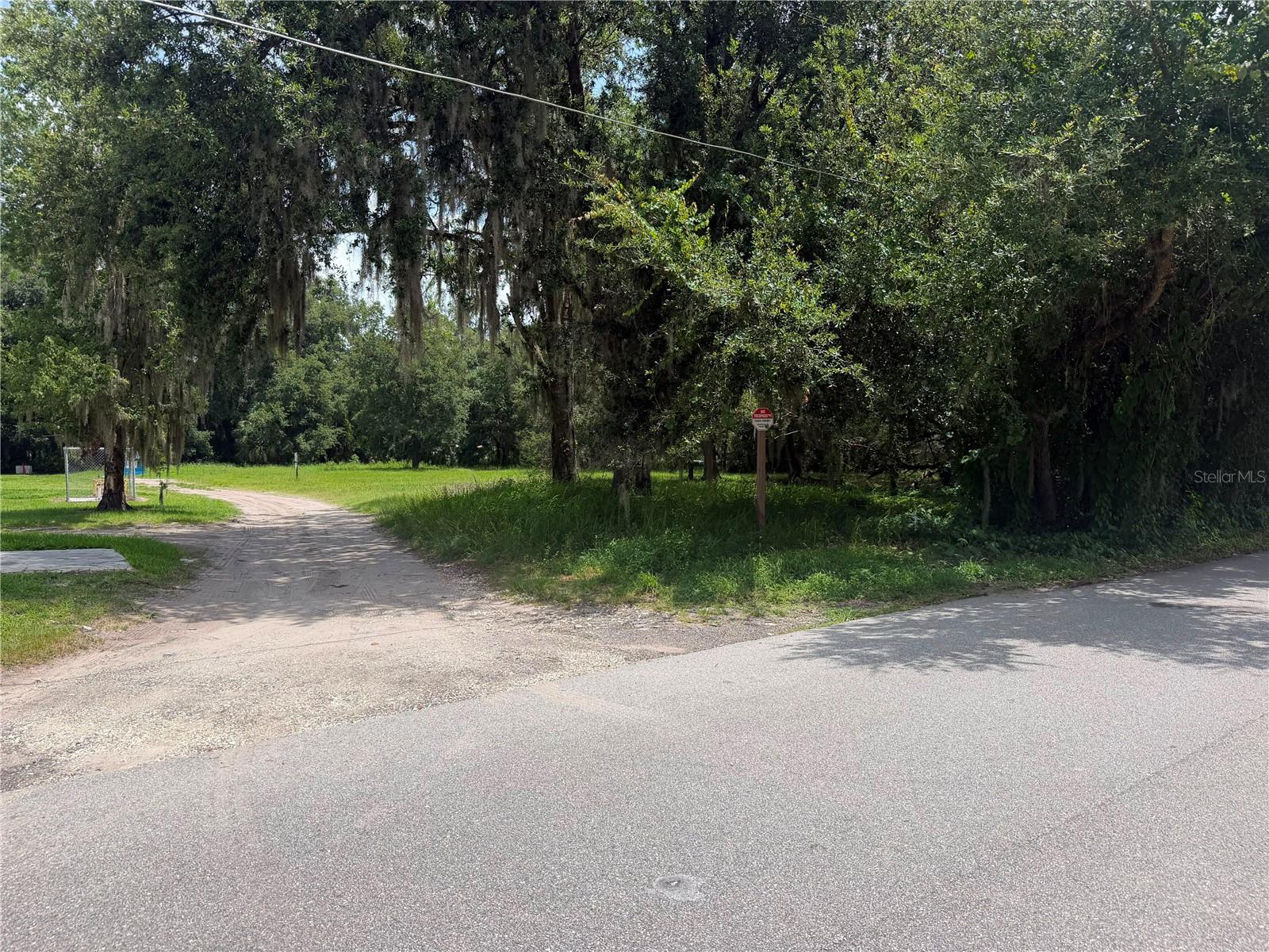 HELEN AVENUE