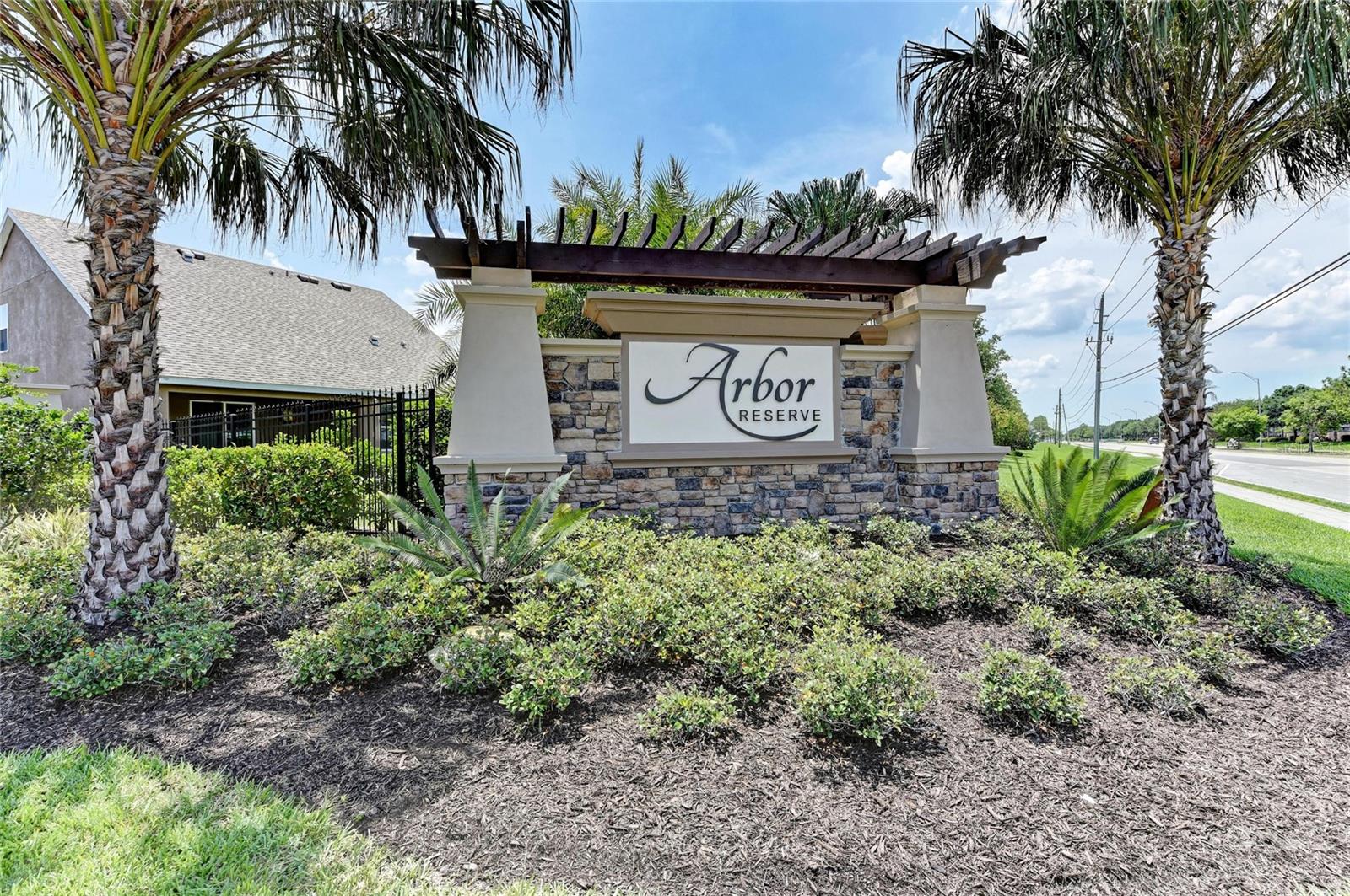 ARBOR RESERVE - Residential Lease