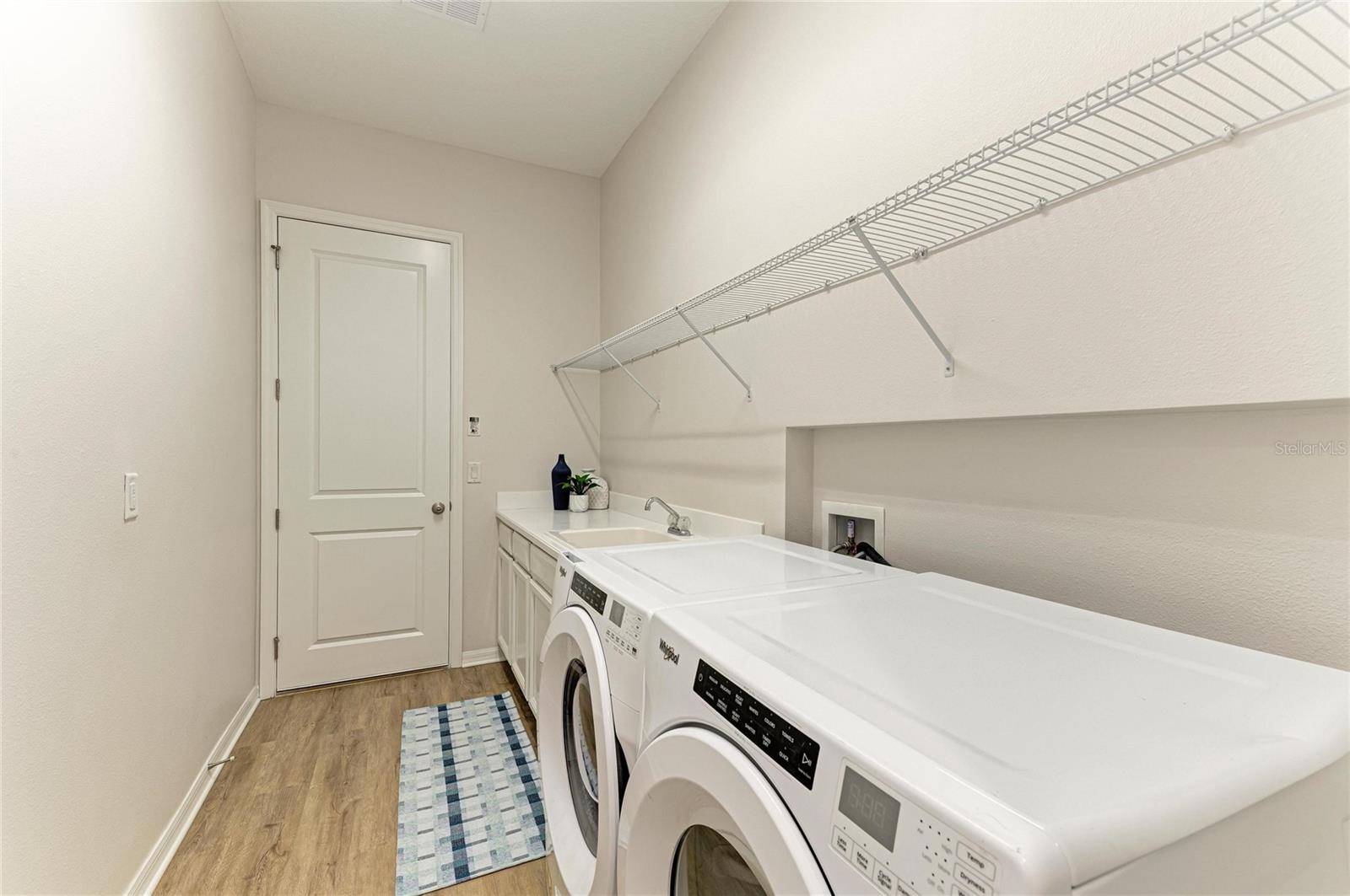 ARBOR RESERVE - Residential Lease