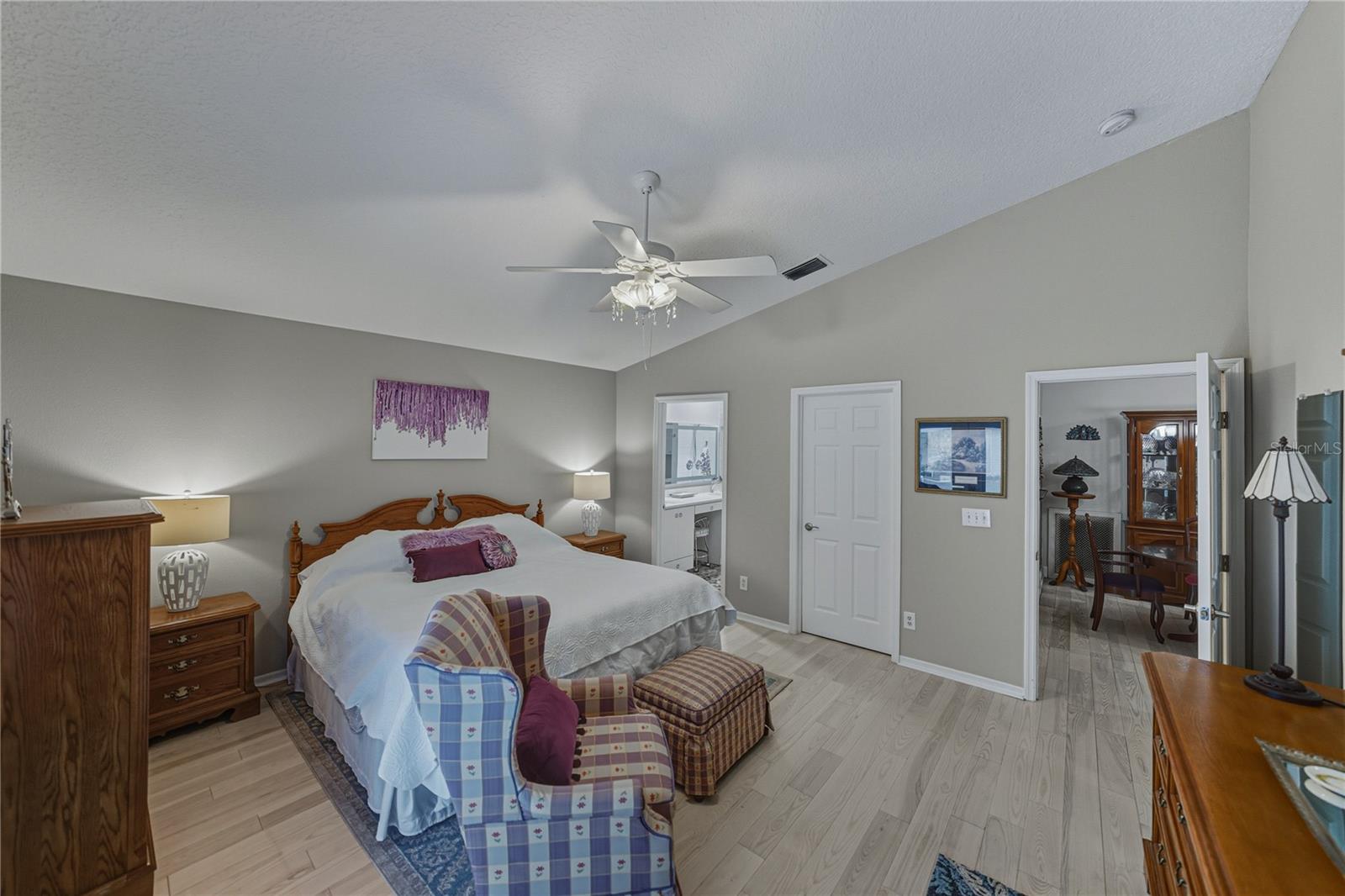 LAKE BERNADETTE - Residential