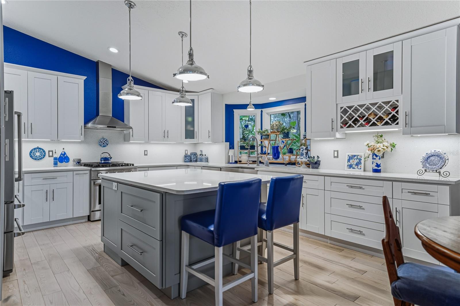 LAKE BERNADETTE - Residential