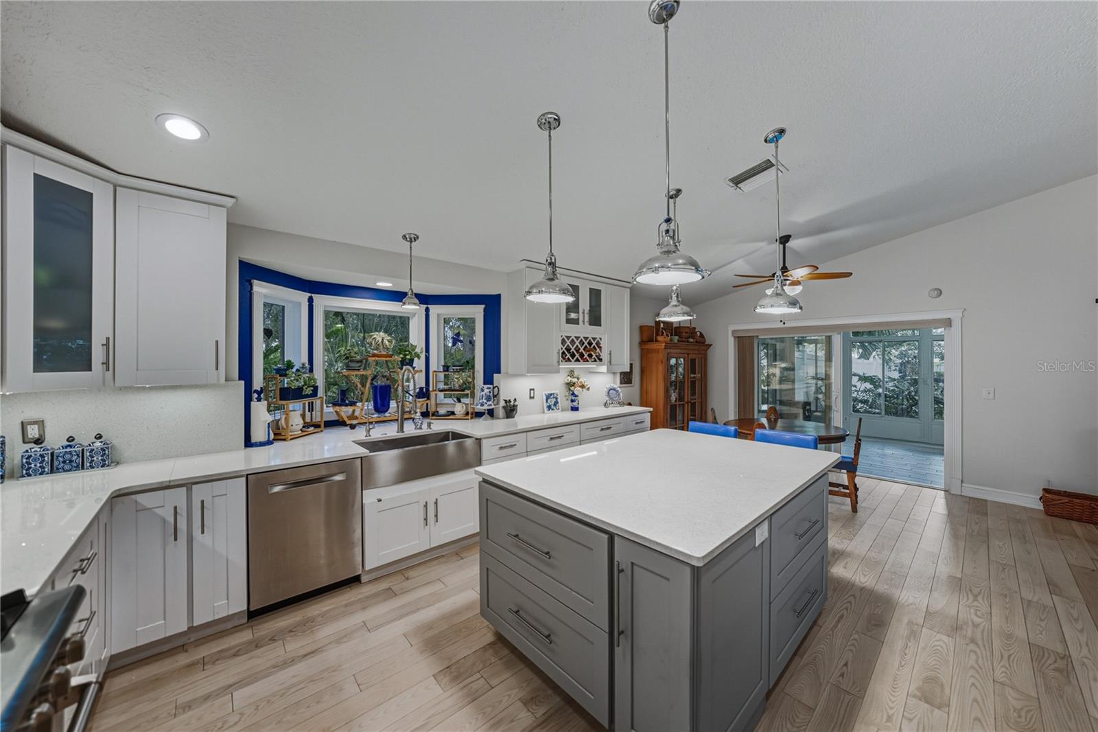 LAKE BERNADETTE - Residential