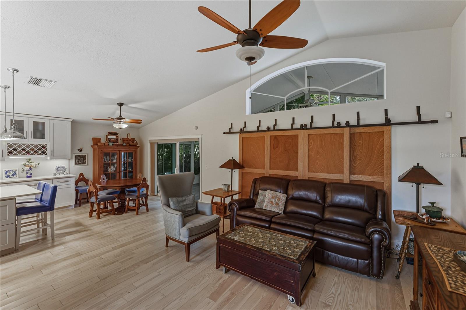 LAKE BERNADETTE - Residential