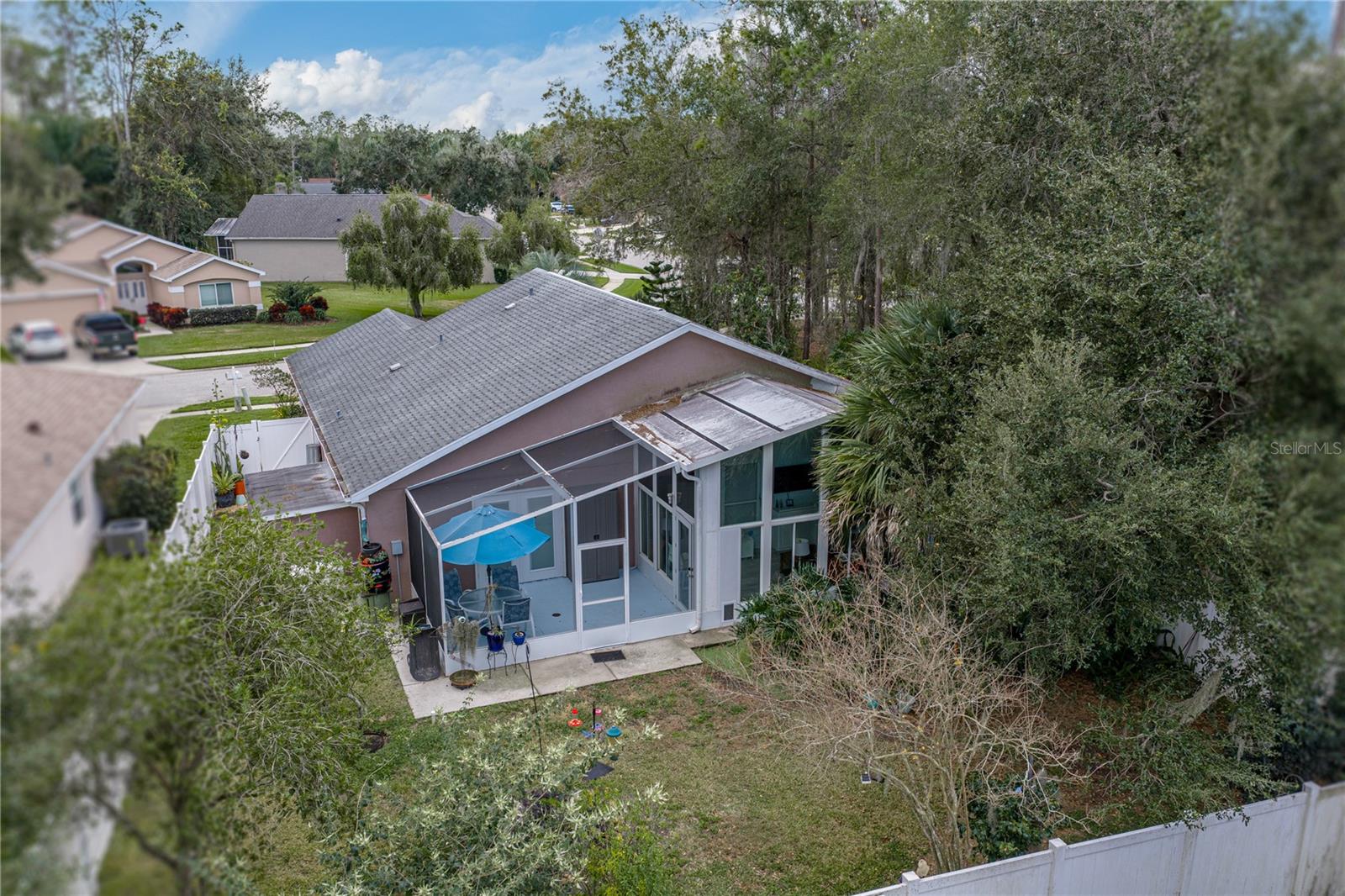 LAKE BERNADETTE - Residential