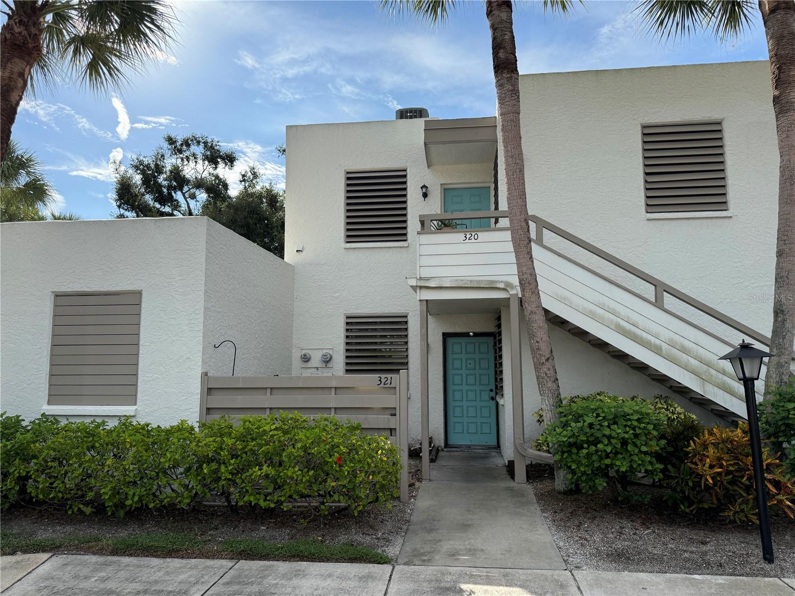 Attention Investors, Handymen...this 2 bedroom 2 bathroom ground level condo is priced for you to put your stamp on it. Come check out the endless possibilities for this property. Wildwood Springs is a peaceful 88 acre property with lush Florida landscaping and an Audubon certified bird and wildlife sanctuary. Accessible to so many great venues...shopping, restaurants, health care, beaches, theme parks and airports.