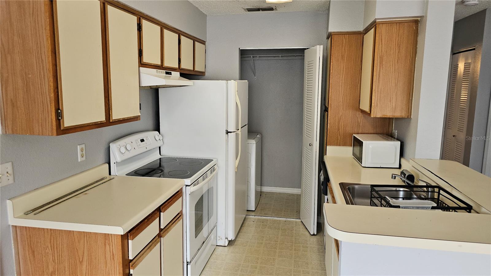 TRADEWINDS - Residential