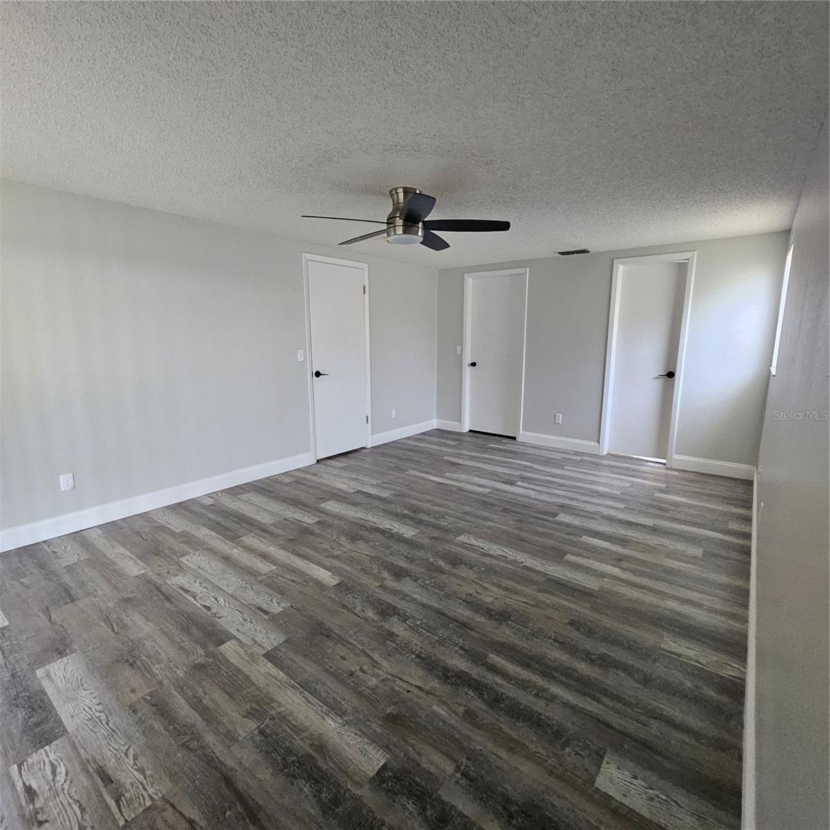 APOLLO BEACH UNIT FOUR - Residential Lease