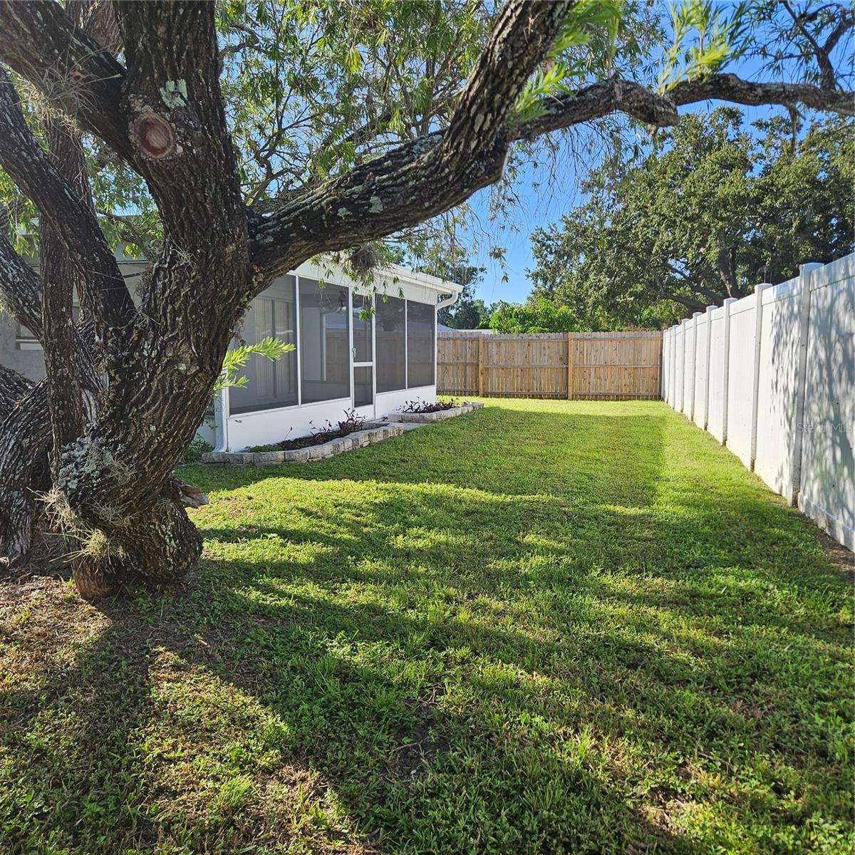 APOLLO BEACH UNIT FOUR - Residential Lease