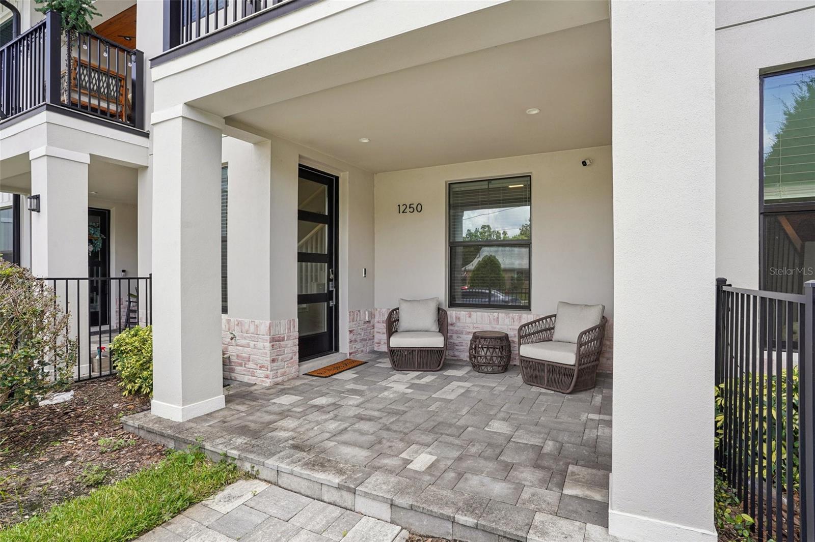 1250 FORMOSA AVENUE