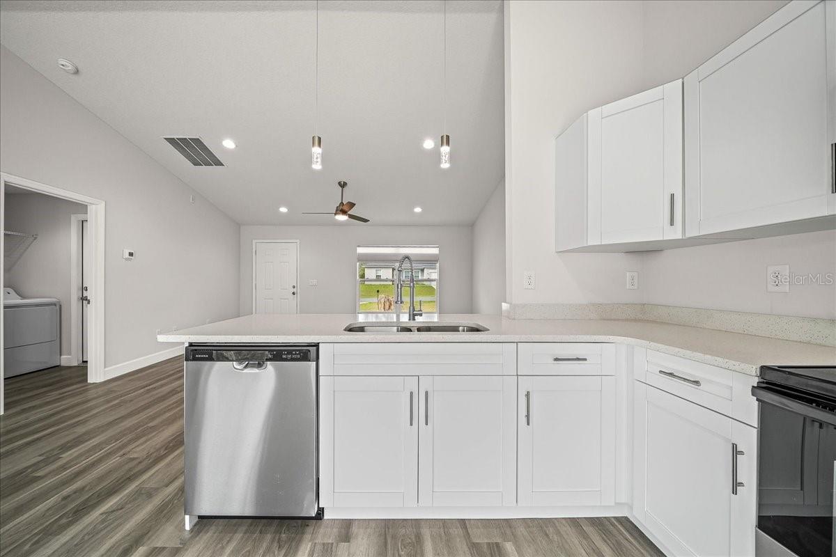 MARION OAKS UN 04 - Residential