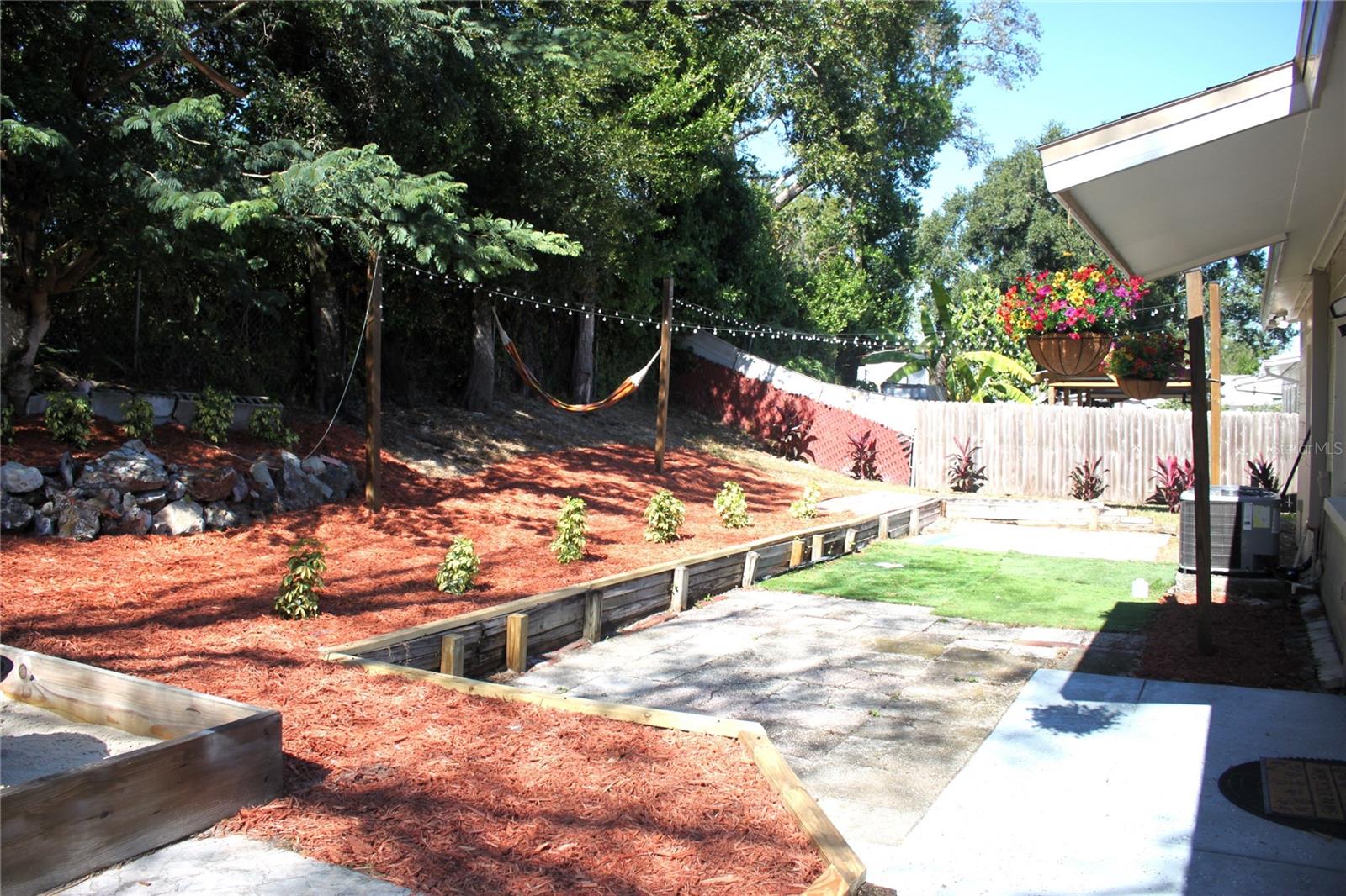 TEMPLE GROVE ESTATES - Residential