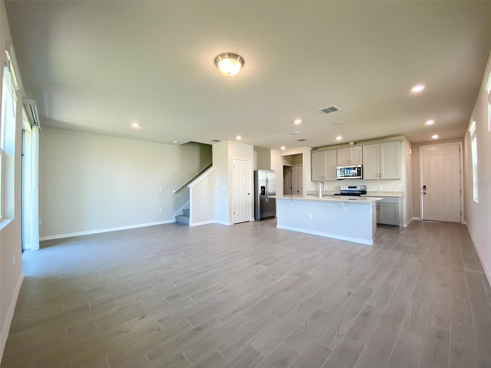 UNION SQUARE - Residential Lease