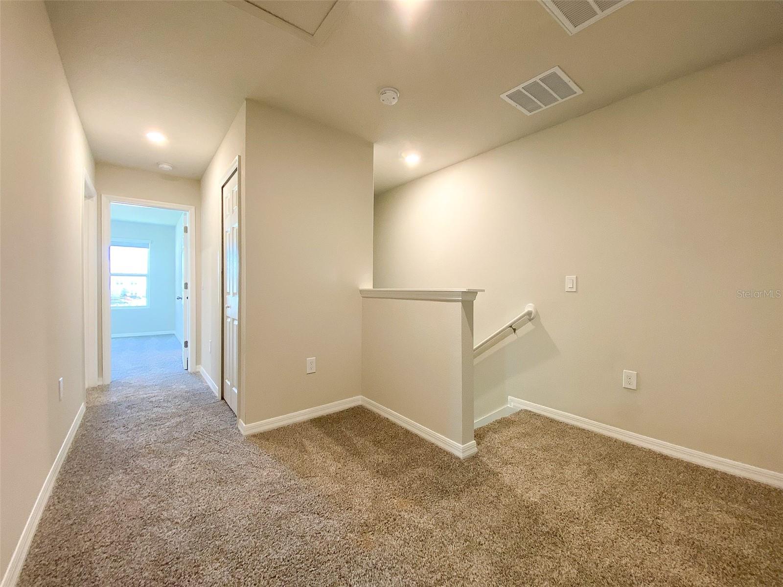 UNION SQUARE - Residential Lease