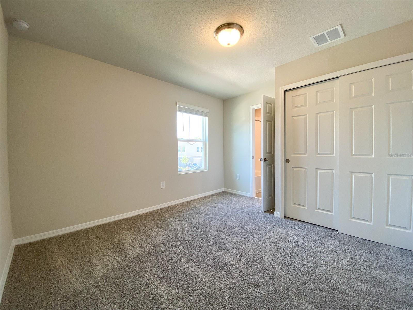 UNION SQUARE - Residential Lease