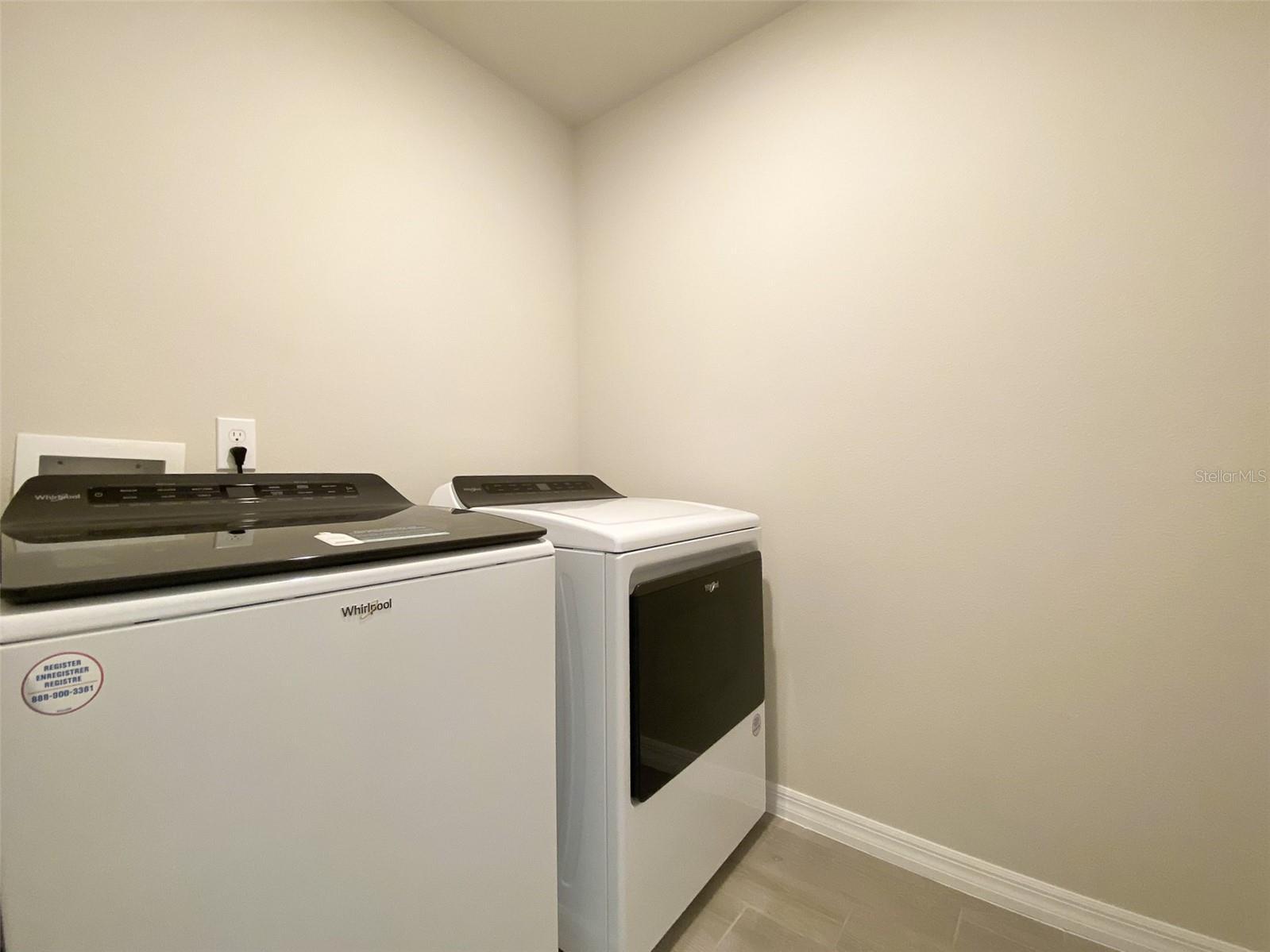 UNION SQUARE - Residential Lease