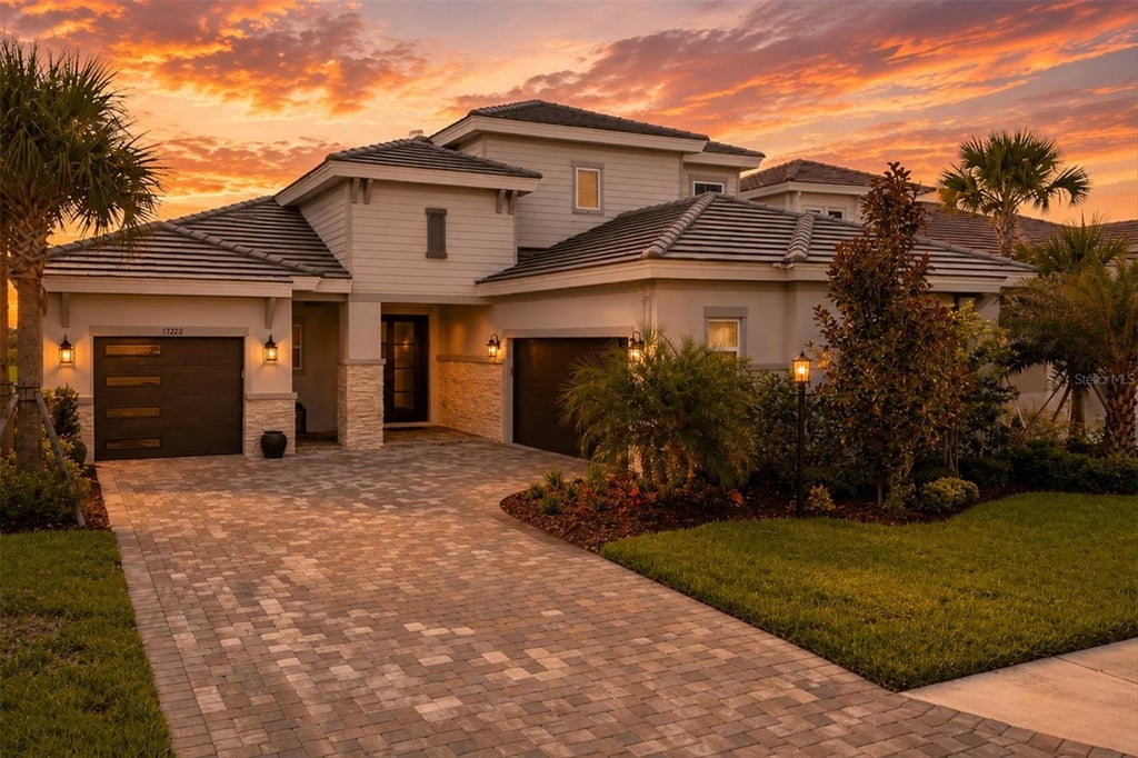 Photo of 17122 Ranchside Place, Bradenton, FL 34211 (MLS # A4703438)