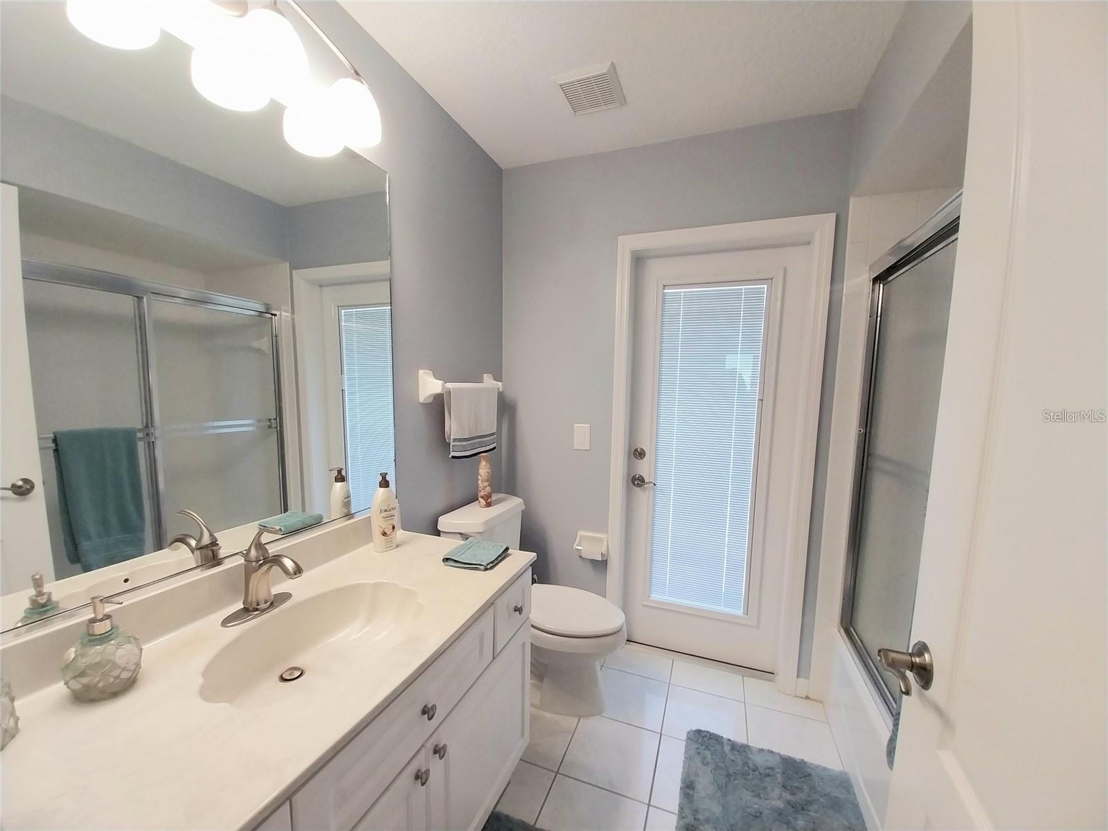 HUNTINGTON POINTE - Residential Lease