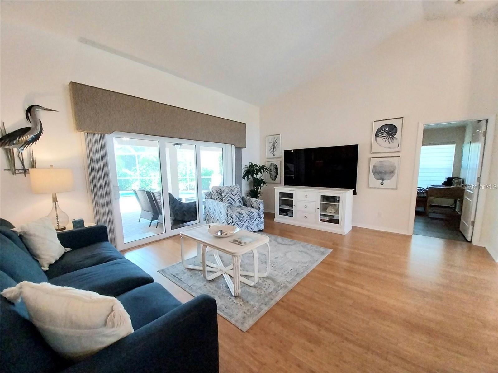 HUNTINGTON POINTE - Residential Lease