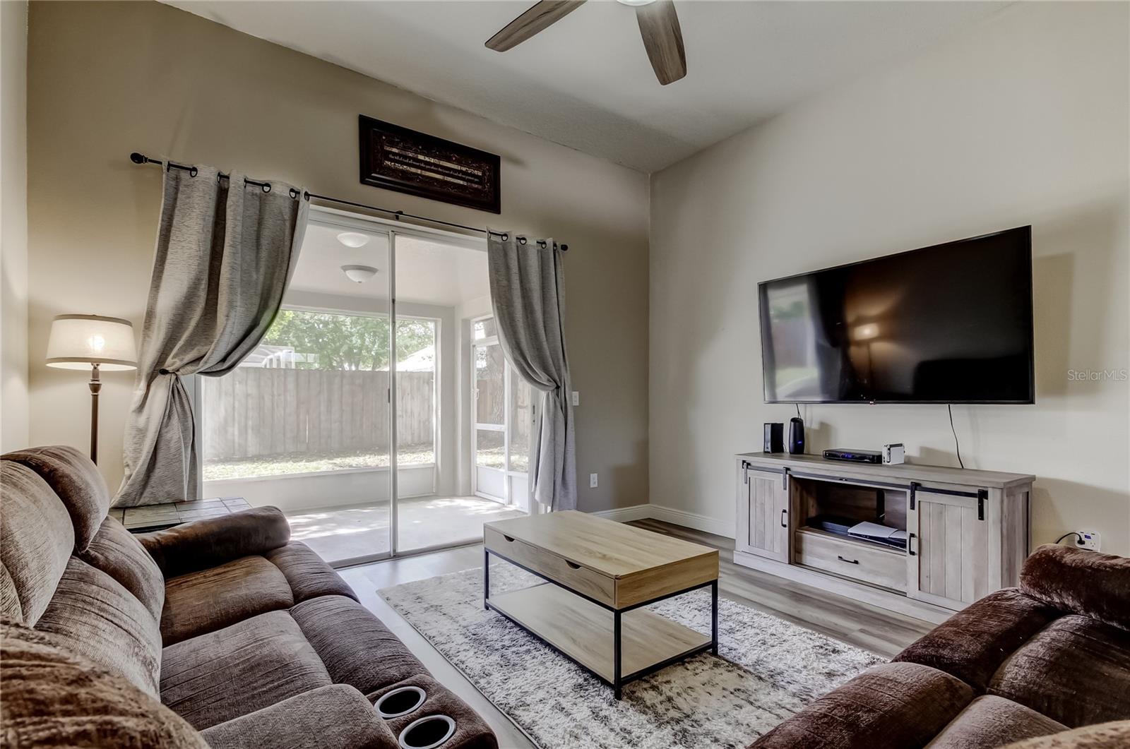 OAK GROVE PH 02 - Residential