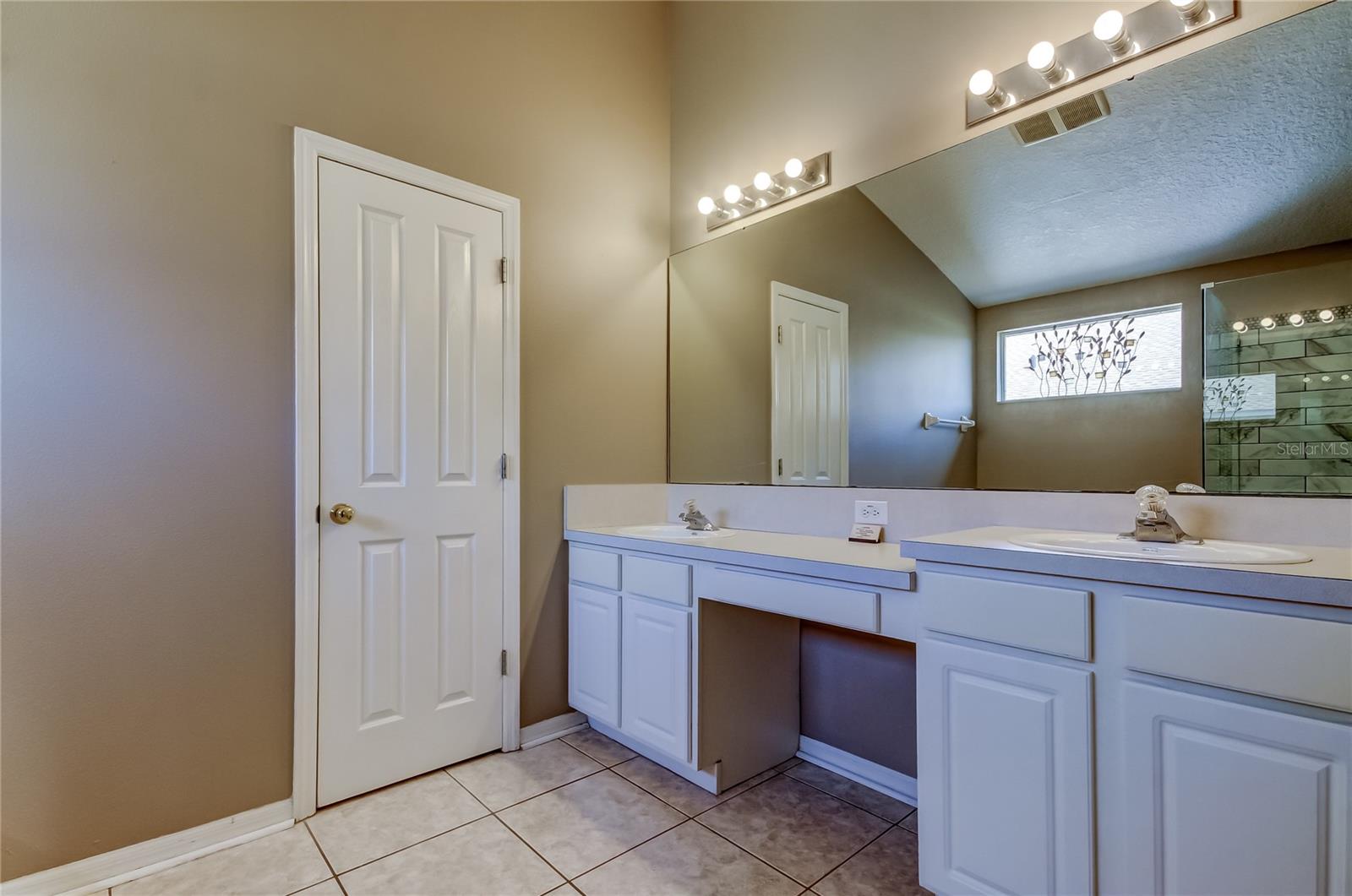 OAK GROVE PH 02 - Residential