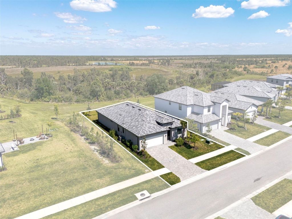 Photo of 17090 Luminous Avenue, Venice, FL 34293 (MLS # N6143975)