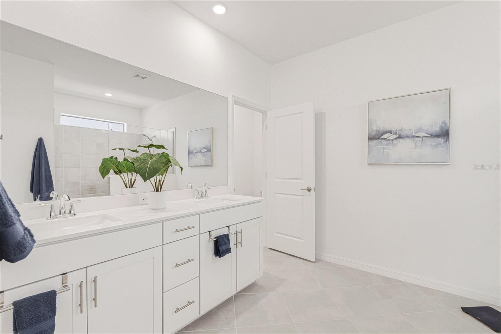 LAKESPUR/WELLEN PARK - Residential