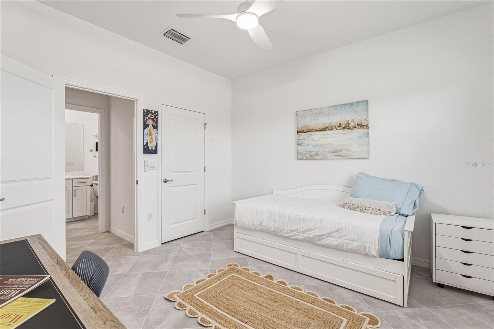 LAKESPUR/WELLEN PARK - Residential