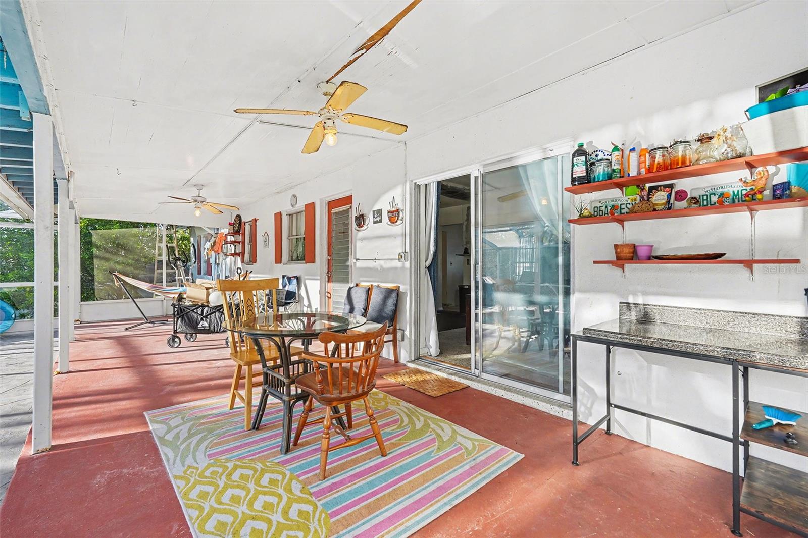 SPRING HILL - Residential