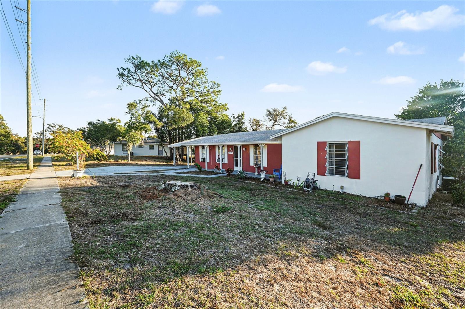 SPRING HILL - Residential