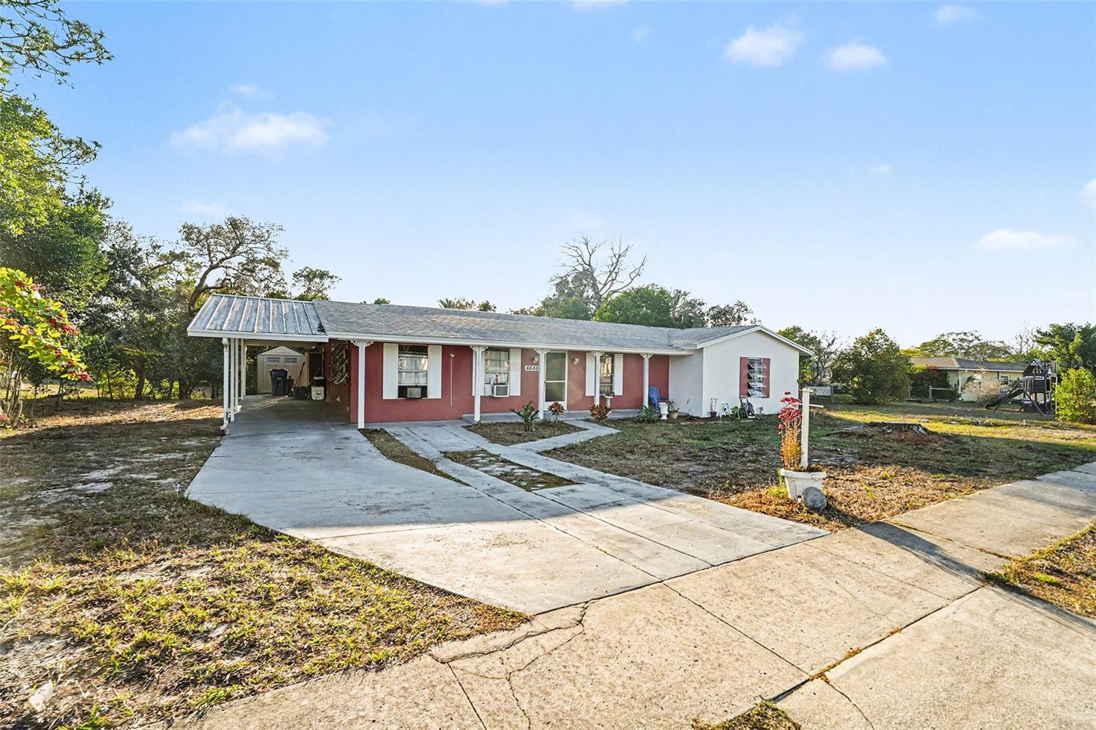 SPRING HILL - Residential