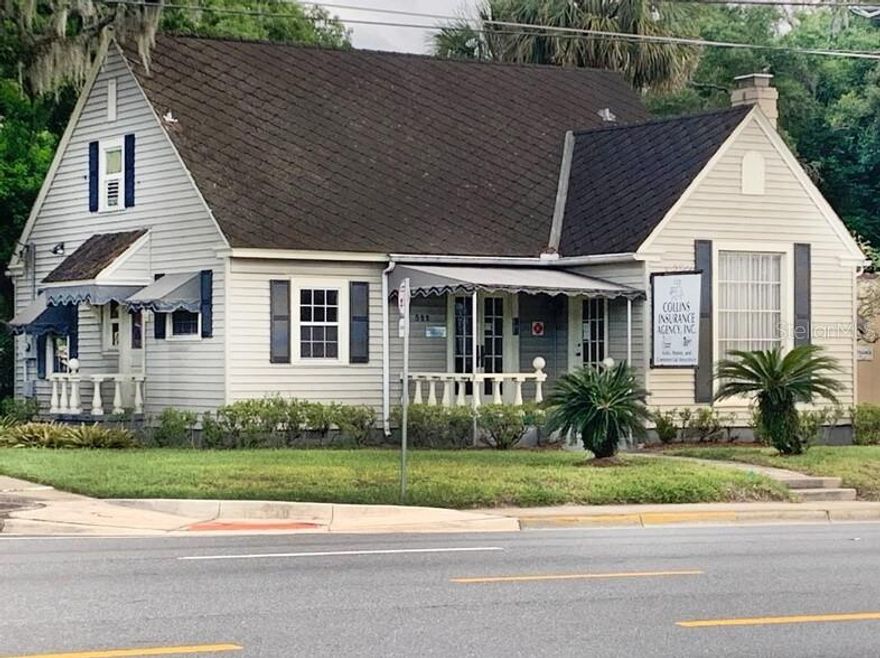 ROPERTY OVERVIEW
Move-in ready office building
Zoned MU1-T (personal services, office, medical)
Two restrooms
One shower
Washer/dryer connection
Attic storage (additional, not shown)
Good parking plus additional on street
Highly visible signage on Colonial Drive
$3,000.00/month plus sales tax (CAM included)