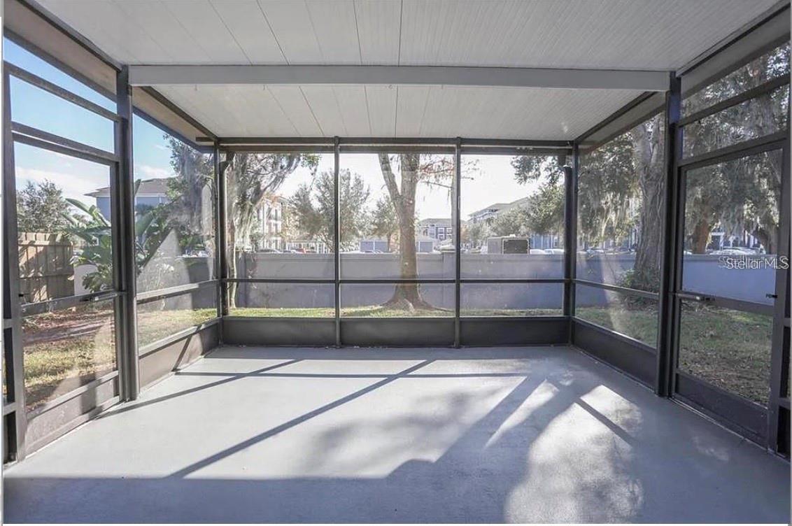 WOODBURY ROAD PATIO HOMES - Residential Lease