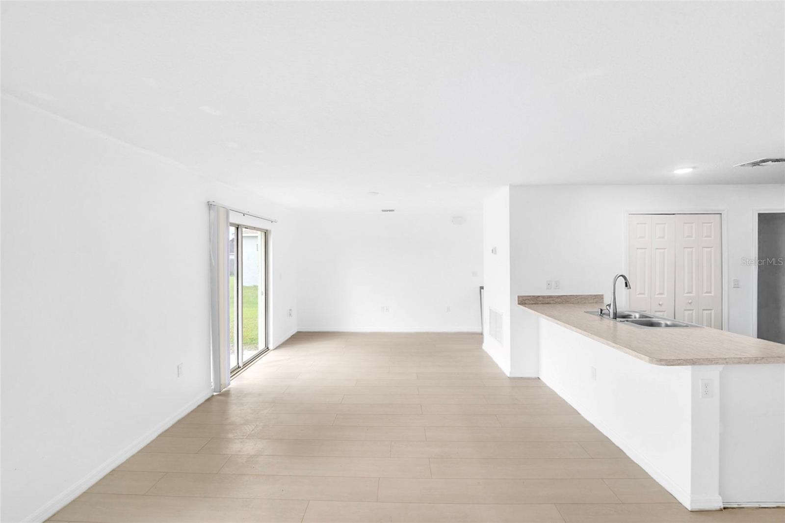 PORT ST LUCIE SEC 11 - Residential